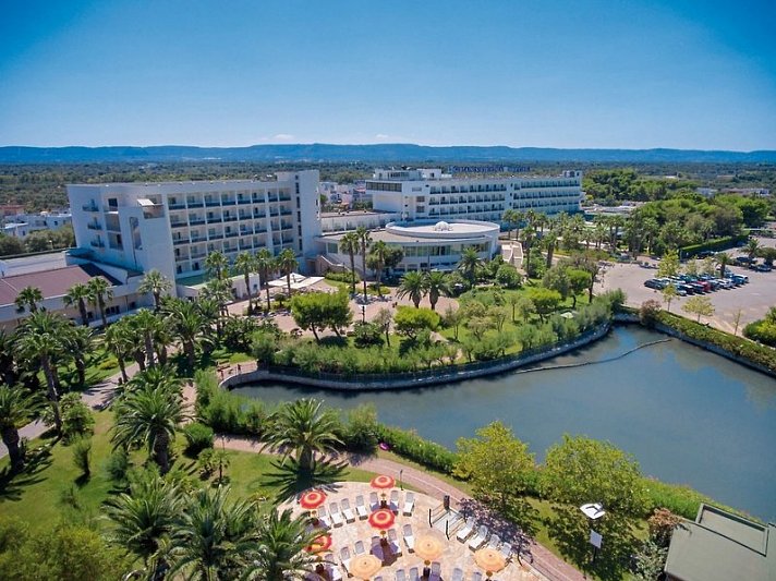 GranSerena Hotel