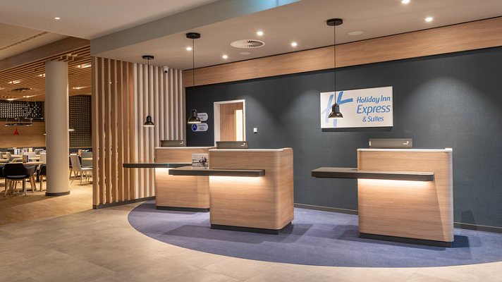 Holiday Inn Express & Suites Potsdam by IHG