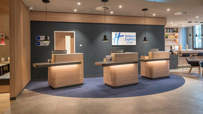 Holiday Inn Express & Suites Potsdam by IHG
