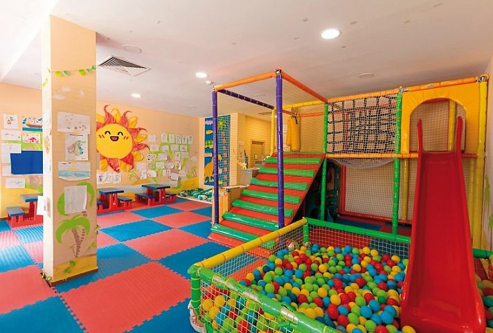 Tiara Beach Hotel