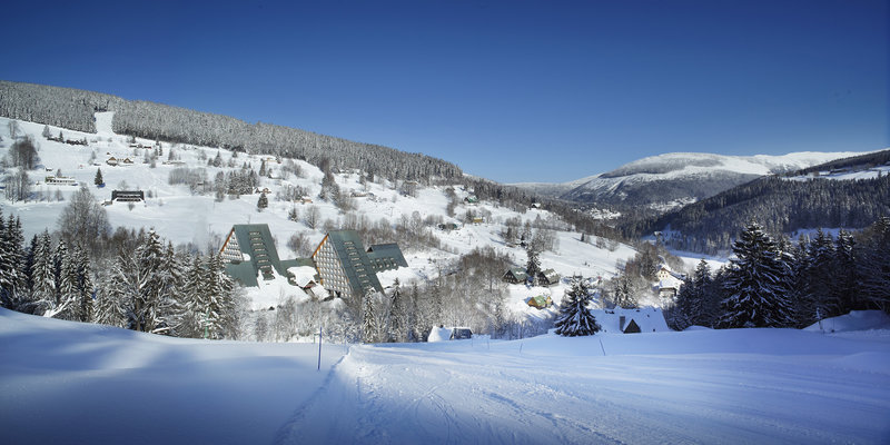 Pinia Hotel & Resort
