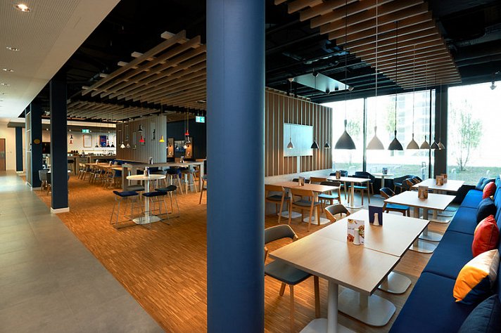 Holiday Inn Express & Suites Basel - Allschwil by IHG
