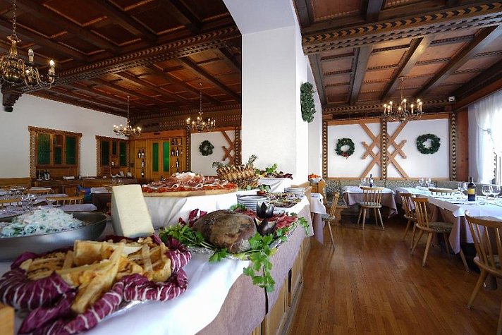 GH Monzoni Hotel
