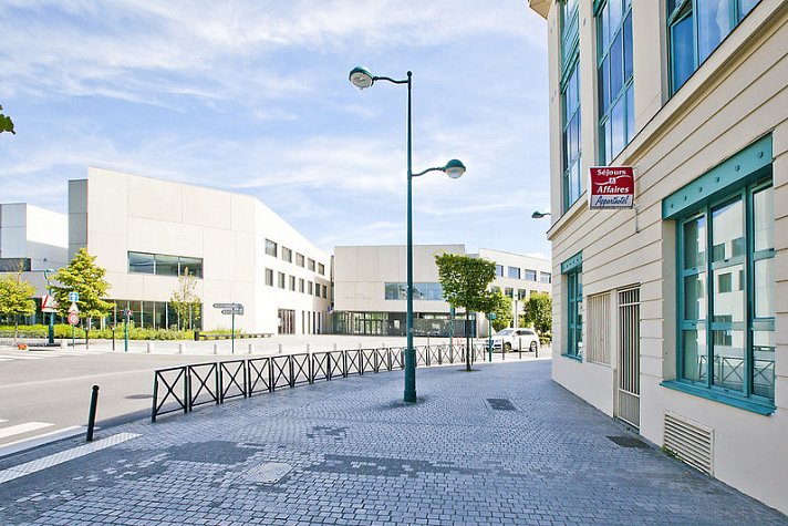 Séjours & Affaires Rive Gauche Serris