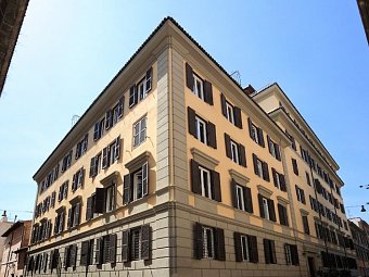 Trianon Borgo Pio Aparthotel