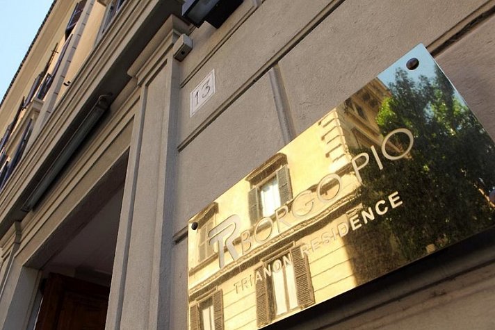 Trianon Borgo Pio Aparthotel