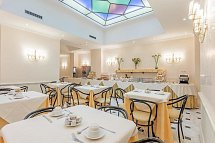 Raeli Hotel Luce