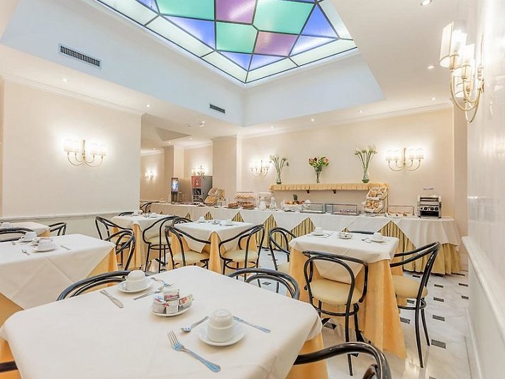 Raeli Hotel Luce