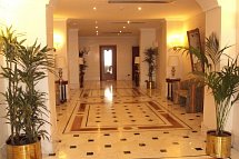 Raeli Hotel Luce
