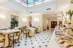 Raeli Hotel Luce