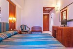 Raeli Hotel Luce
