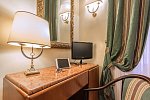 Raeli Hotel Luce