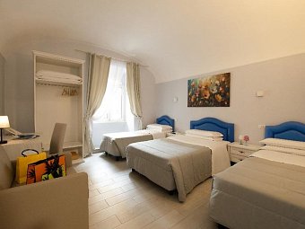 Hotel Priscilla