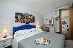 Hotel Priscilla