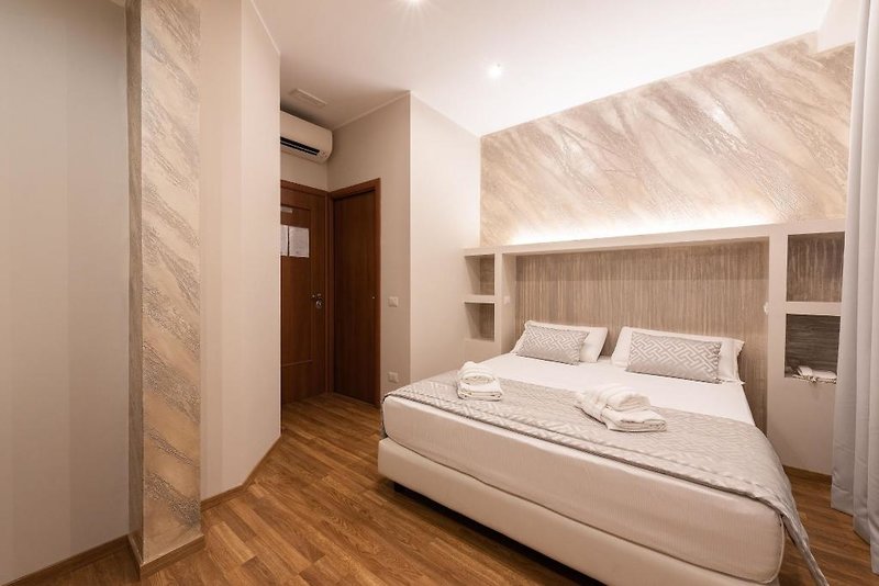 Top Floor Colosseo Guesthouse