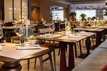 Adesso Hotel