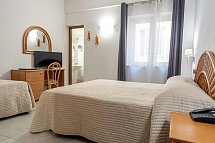 Corallo Taormina - Wohnbeispiel Dreibettzimmer