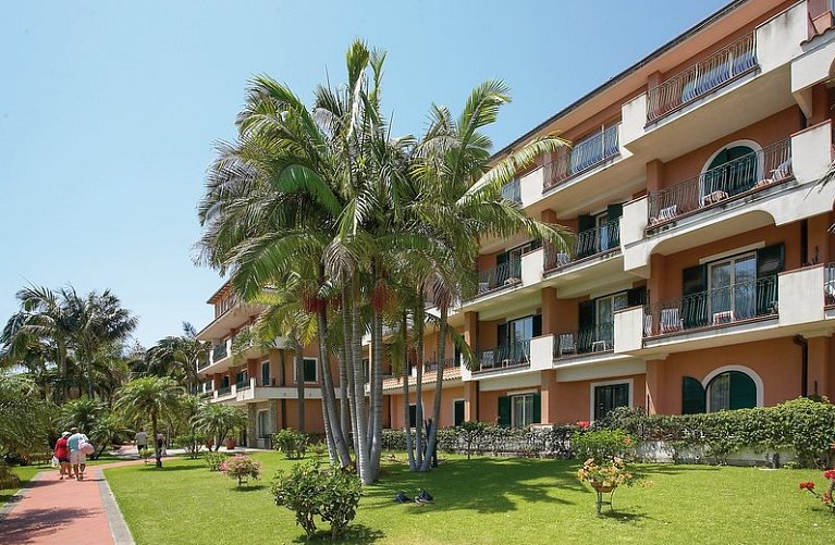 Hotel Caparena Taormina