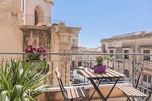 Maison Ortigia
