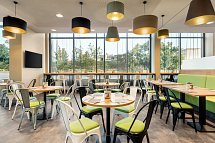 Super 8 by Wyndham Dresden