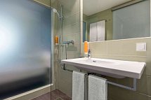 Super 8 by Wyndham Oberhausen