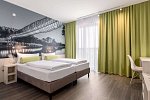 Super 8 by Wyndham Oberhausen