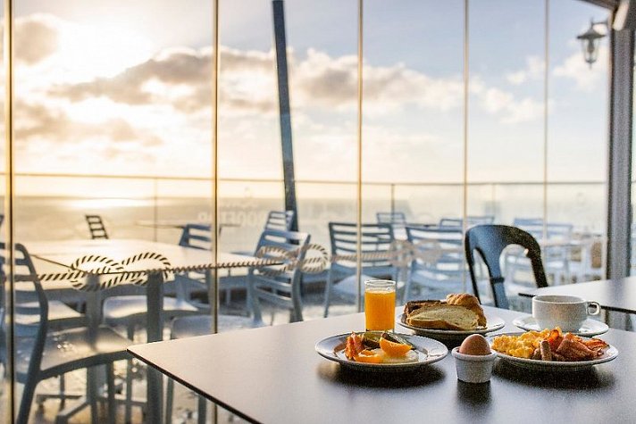 Carvi Beach Hotel