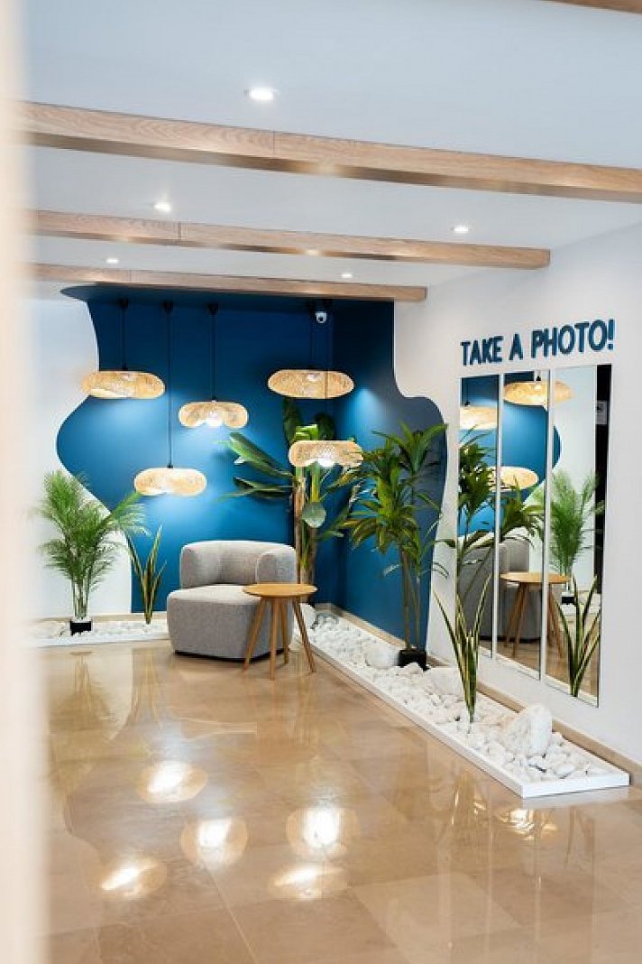 Carvi Beach Hotel