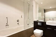 Adina Apartment Hotel Frankfurt Neue Oper