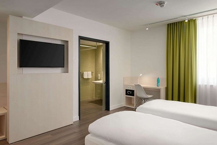 Super 8 by Wyndham Mainz Zollhafen