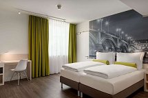 Super 8 by Wyndham Mainz Zollhafen