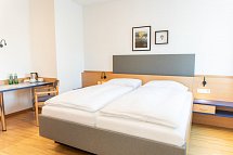 JUFA Hotel Stubenbergsee