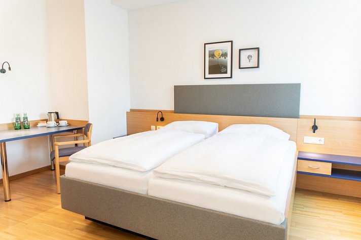 JUFA Hotel Stubenbergsee
