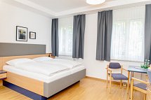 JUFA Hotel Stubenbergsee