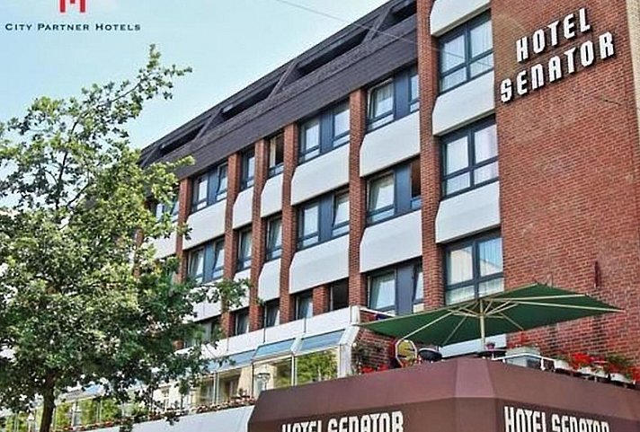 Hotel Senator