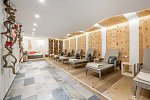 Tilia living