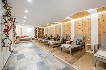 Tilia living