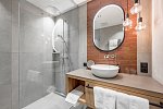 Tilia living