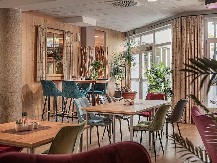 AlpenParks Hotel & Apartment Montana Matrei