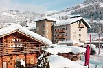 AlpenParks Hotel & Apartment Montana Matrei