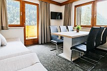 Tia Apart Hotel & Appartements