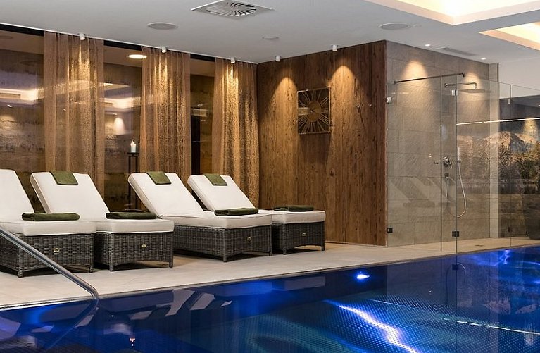 AlpenParks Hotel & Apartment Taxacher Kirchberg