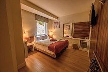 Sunday Schwarzbachtal Hideaway Resort