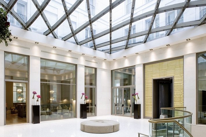 Rosa Grand Milano