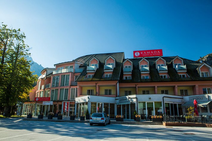Ramada Hotel & Suites by Wyndham Kranjska Gora