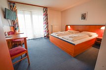 Hotel Sonnenhof - Tante ALMA's Sommerfrische