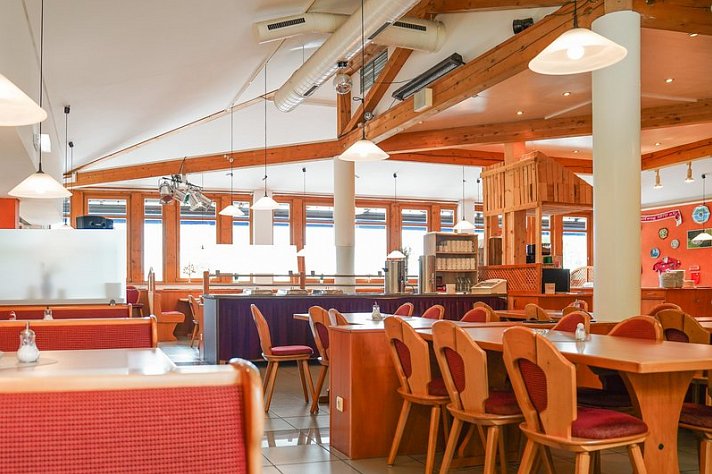 Hotel Sonnenhof - Tante ALMA's Sommerfrische