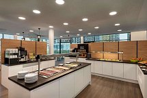 Super 8 by Wyndham Augsburg