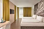 Super 8 by Wyndham Augsburg
