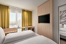 Super 8 by Wyndham Augsburg